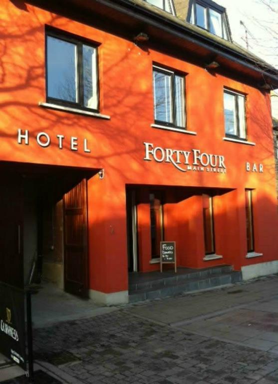 Forty Four Main Street Hotel Swords Exterior foto