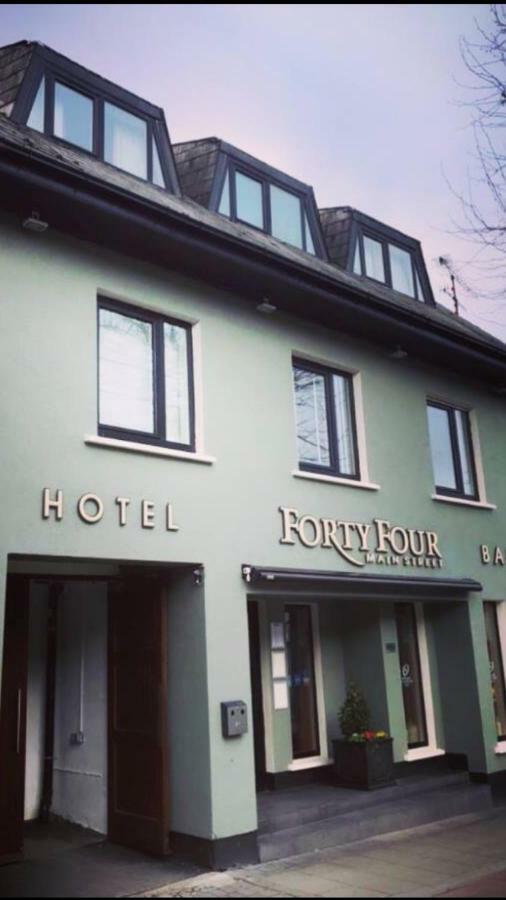 Forty Four Main Street Hotel Swords Exterior foto